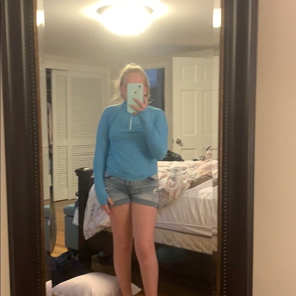 Old navy active long sleeve - Picture 4 of 5